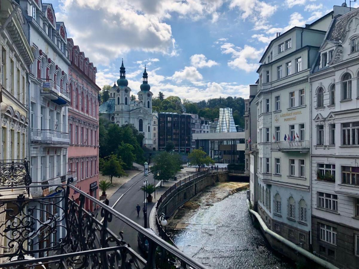 Pension Drei Rosen Karlovy Vary Exterior foto