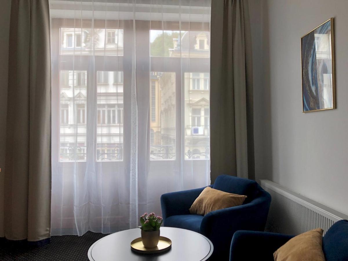 Pension Drei Rosen Karlovy Vary Exterior foto