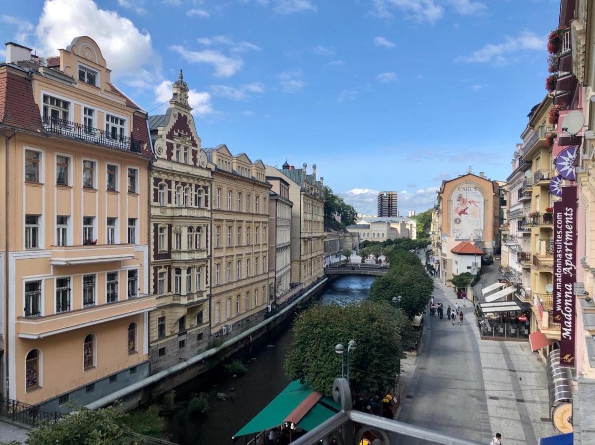 Pension Drei Rosen Karlovy Vary Exterior foto